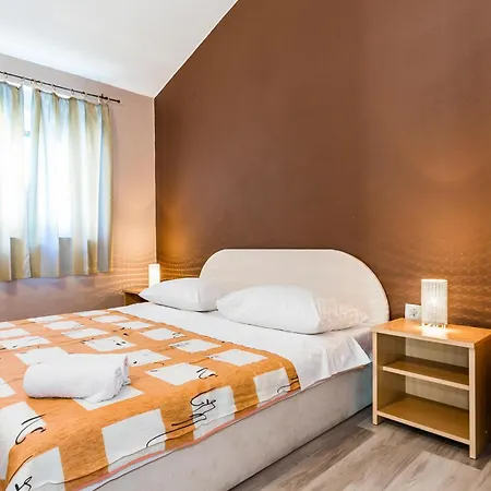 Tatil Evi Tribunj 430 Tribalj