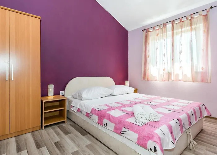 Holiday home Holiday Home Tribunj 430 *