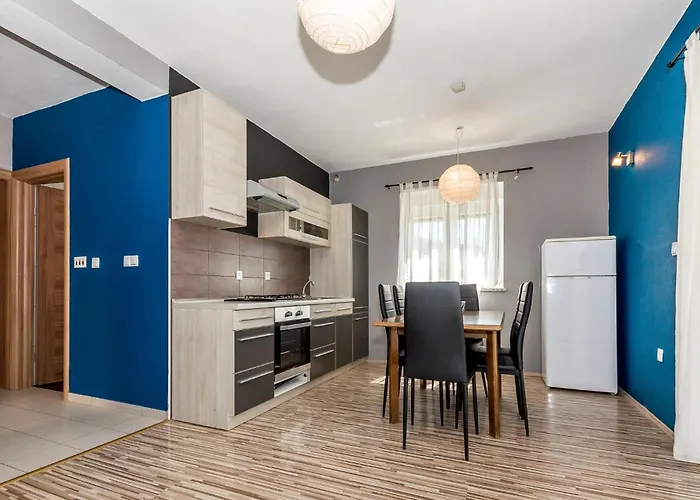 Holiday Home Tribunj 430 Tribunj (Sibenik-Knin)