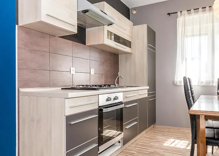 Holiday Home Tribunj 430