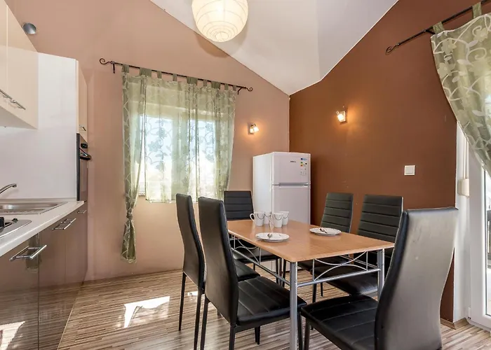 Holiday Home Tribunj 430 Tribunj (Sibenik-Knin)