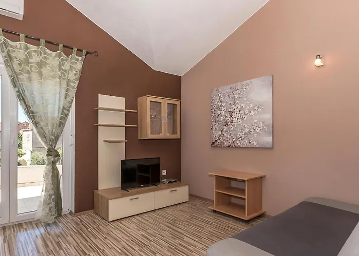 Holiday Home Tribunj 430