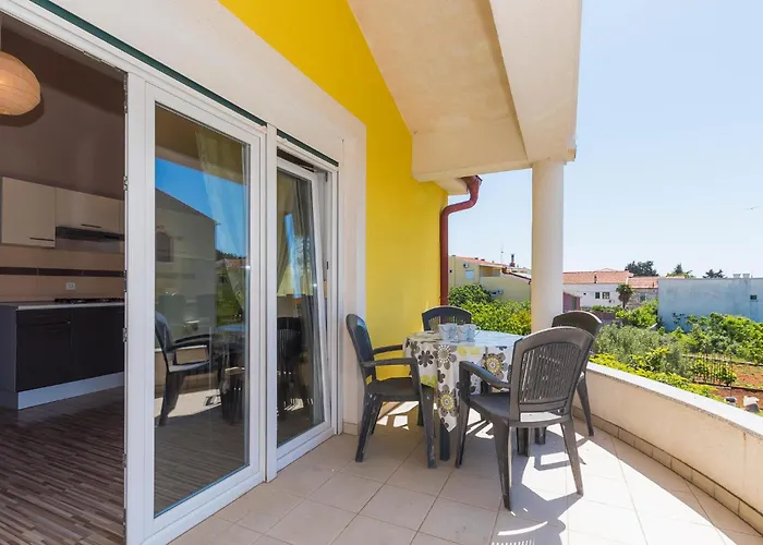 Holiday home Holiday Home Tribunj 430